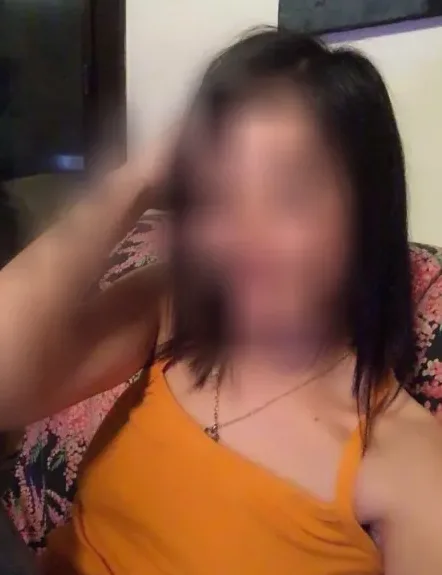 Amanda, 32