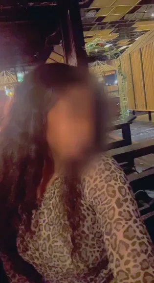 Aya, 35