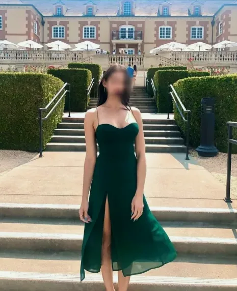 Camilla, 32