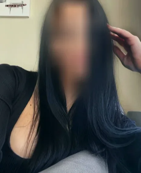 Charlotte, 36
