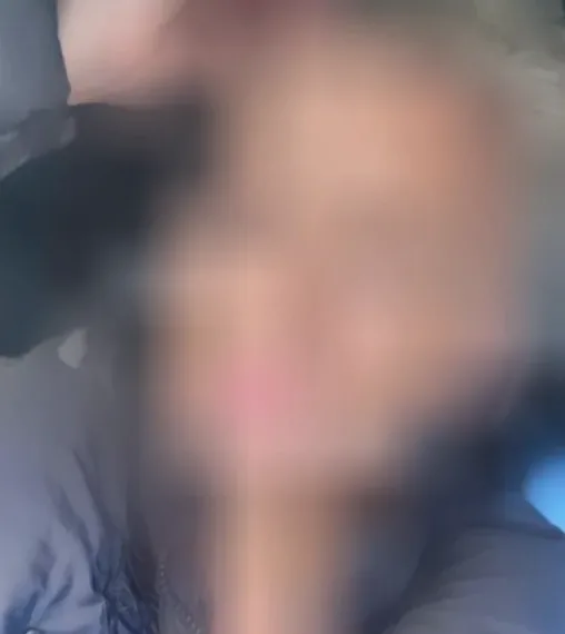 Charlotte, 32