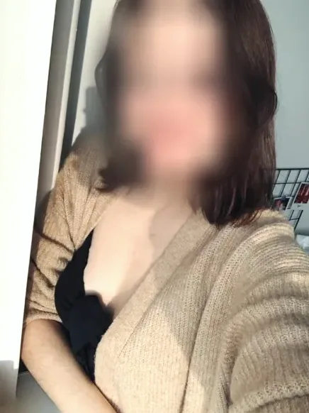 Fatima, 30