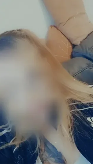 Ivana, 28