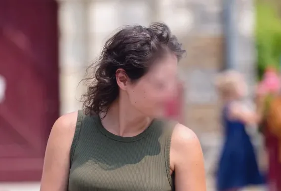 Leyla, 28