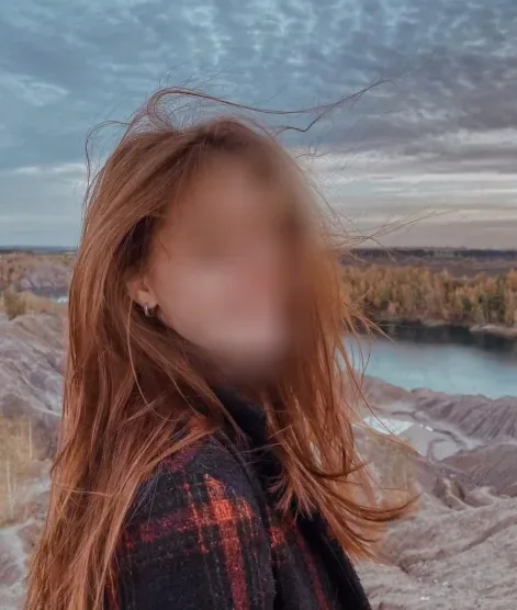 Marie, 23