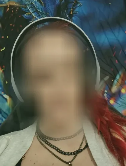 Olivia, 36