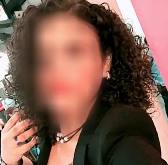 Winnie, 35