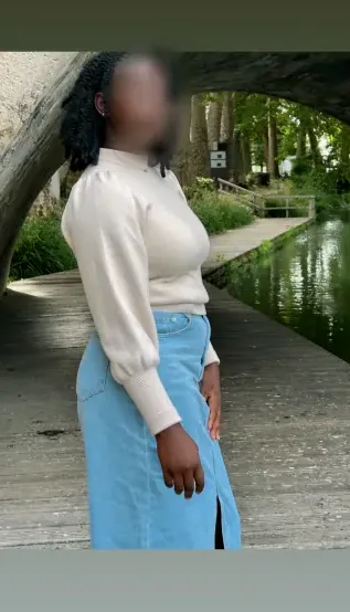 Yasmin, 20